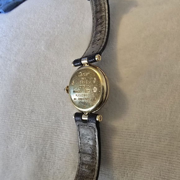 Vintage Cartier watch 37 years old just had it serviced new battery 18K gold - Picture 15 of 17